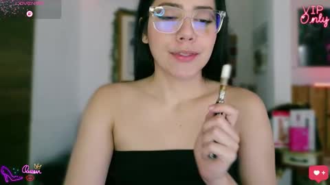 Lauren online show from April 11, 2026, 3:49 pm