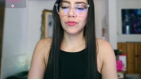 Lauren online show from May 15, 2026, 8:49 pm