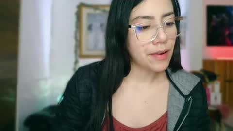 Lauren online show from May 31, 2026, 3:58 am