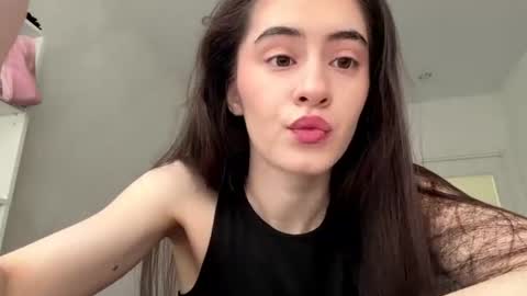 laurenadupuy online show from July 5, 2026, 1:07 pm