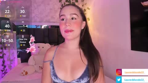 Snapshot of laurenblonde22 chatting on February 22, 2025, 8:31 pm Lauren Blonde online show from February 22, 2025, 8:31 pm