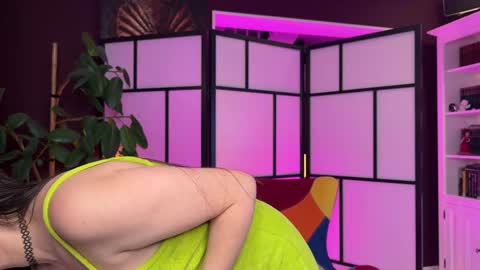 Lauren Brite online show from November 23, 2025, 5:07 am