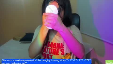 Snapshot of laurengirls1 chatting on December 12, 2024, 3:21 am onlyfan laureng7 - 7 laureng2 online show from December 12, 2024, 3:21 am
