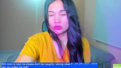 Snapshot of laurengirls1 chatting on January 9, 2025, 10:20 pm onlyfan laureng7 - 7 laureng2 online show from January 9, 2025, 10:20 pm