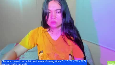 Snapshot of laurengirls1 chatting on February 4, 2025, 12:22 pm onlyfan laureng7 - 7 laureng2 online show from February 4, 2025, 12:22 pm