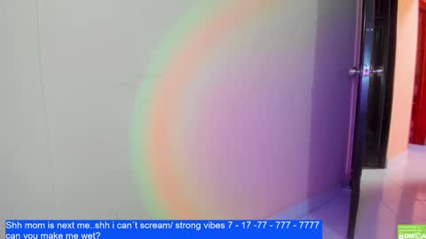 Snapshot of laurengirls1 chatting on March 7, 2025, 1:51 pm onlyfan laureng7 - 7 laureng2 online show from March 7, 2025, 1:51 pm