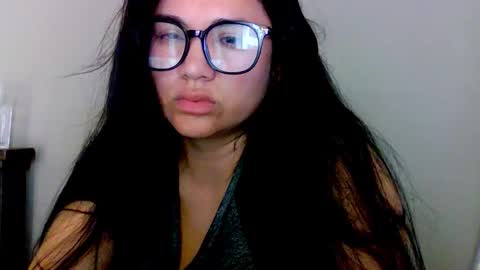 Snapshot of laurengirls1 chatting on September 16, 2025, 2:18 pm onlyfan laureng7 - 7 laureng2 online show from September 16, 2025, 2:18 pm