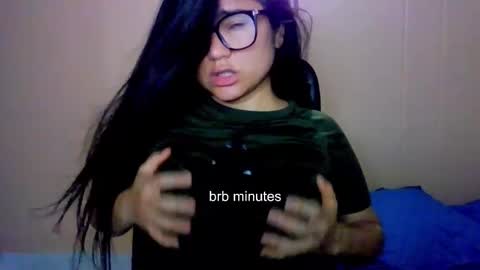 onlyfan laureng7 - 7 laureng2 online show from October 24, 2025, 3:52 pm