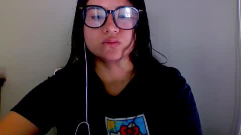 onlyfan laureng7 - 7 laureng2 online show from November 12, 2025, 1:55 pm