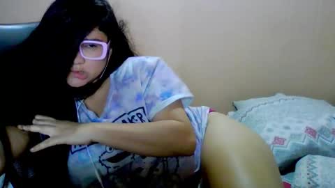onlyfan laureng7 - 7 laureng2 online show from December 17, 2025, 4:13 pm