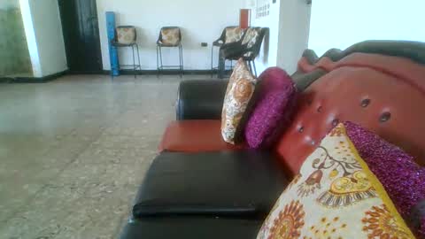 laurenhot94 online show from October 2, 2025, 3:19 pm