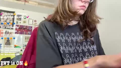 Lauren   online show from October 8, 2025, 3:09 pm