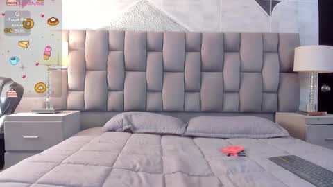 Lauren  online show from March 9, 2026, 9:52 pm