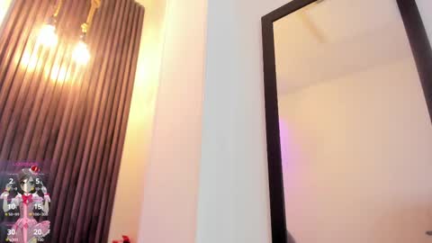 Snapshot of laurin_clauz chatting on March 12, 2025, 8:20 pm Lau online show from March 12, 2025, 8:20 pm