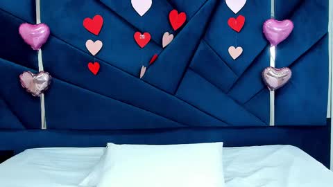 Snapshot of lauryjonson_ chatting on February 11, 2025, 5:07 pm LauryJonson  online show from February 11, 2025, 5:07 pm