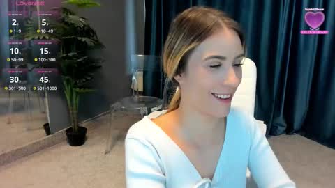 Laura online show from November 15, 2025, 7:49 am