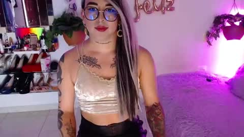 Cristina online show from October 10, 2025, 11:48 pm