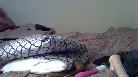 Snapshot of lavymummie chatting on February 11, 2026, 2:16 am lavymummie online show from February 11, 2026, 2:16 am