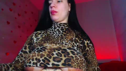 LayaMoon online show from March 1, 2026, 1:35 pm