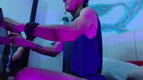 Laye19 online show from January 30, 2025, 2:15 pm