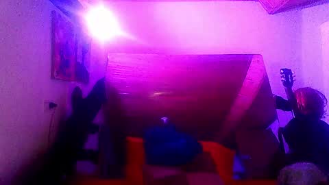 Laye19 online show from February 8, 2025, 7:59 am