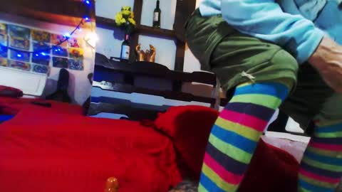 Laye19 online show from March 2, 2025, 12:09 am