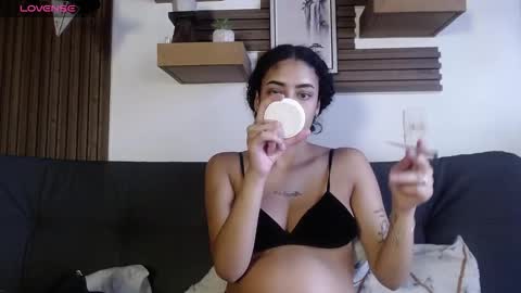 Snapshot of layla_707 chatting on February 20, 2026, 6:41 pm Layla online show from February 20, 2026, 6:41 pm