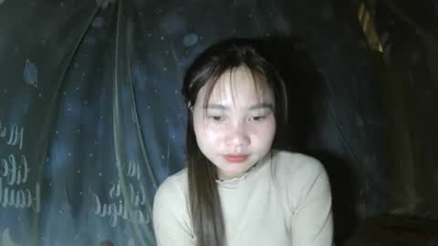 layla_999 online show from March 6, 2026, 2:08 am