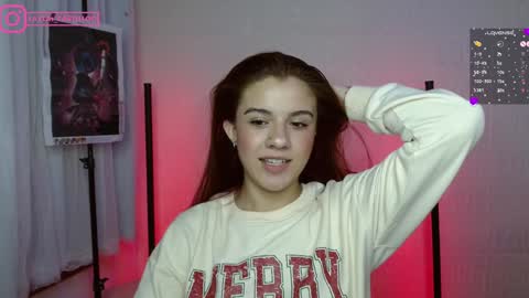 Layla online show from December 30, 2024, 11:17 pm