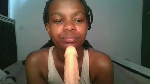 layla_cutiee online show from March 2, 2026, 5:08 am