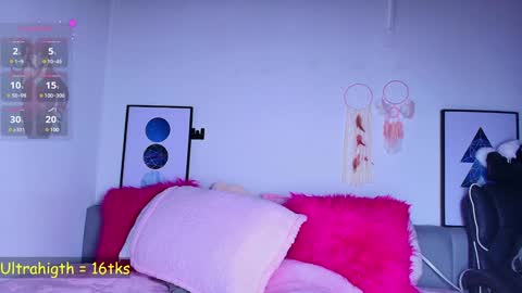 Snapshot of layla_nicols chatting on January 7, 2025, 1:46 pm Layla online show from January 7, 2025, 1:46 pm