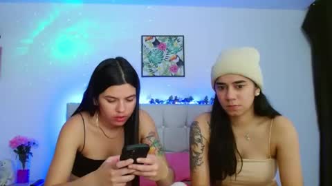 Snapshot of layla_roma chatting on December 22, 2024, 5:23 am Lia and Rachel online show from December 22, 2024, 5:23 am