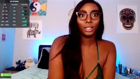 LaylaAriana online show from February 27, 2026, 3:50 am