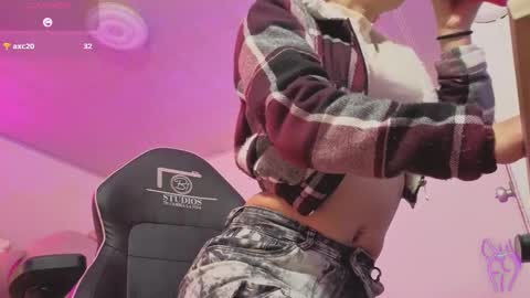 laylafoxy_tay online show from November 30, 2025, 3:10 am