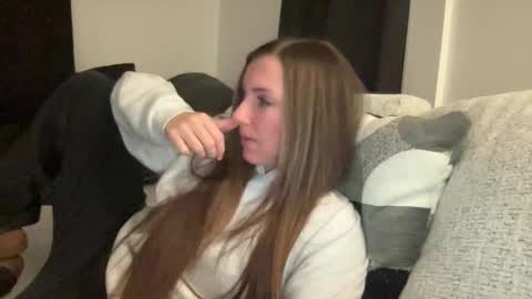 laylahlaylah1 online show from October 21, 2025, 10:49 am