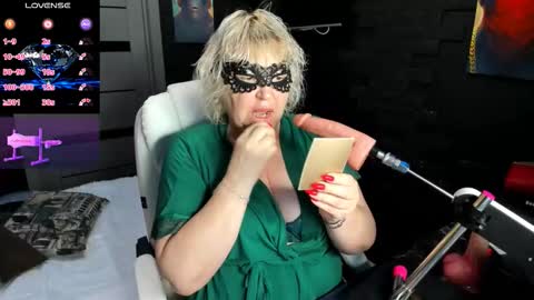 laylalaylamilf online show from October 28, 2025, 3:10 am