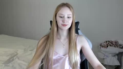 LaylaPretty001 online show from February 17, 2025, 7:58 am