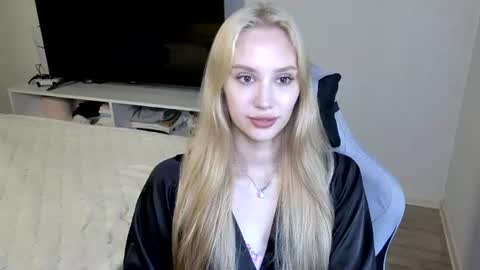 LaylaPretty001 online show from July 9, 2026, 4:16 am