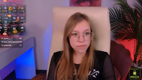 layriantavee online show from January 28, 2025, 10:23 am