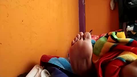 Snapshot of lazyebone chatting on November 3, 2025, 6:53 pm lazyebone online show from November 3, 2025, 6:53 pm