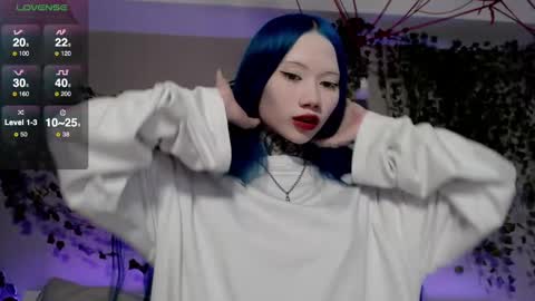 Snapshot of le_chan chatting on February 9, 2025, 1:35 pm felixe online show from February 9, 2025, 1:35 pm
