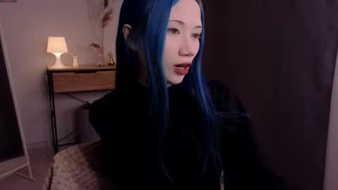 Snapshot of le_chan chatting on November 10, 2025, 11:53 am felixe online show from November 10, 2025, 11:53 am