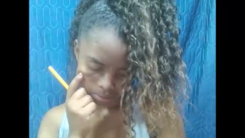 lea96546 online show from September 9, 2025, 6:35 am