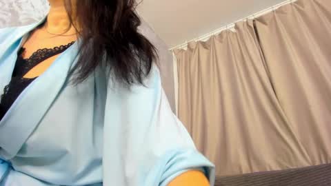 Lea online show from April 4, 2026, 1:04 am