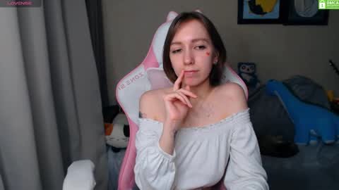 Snapshot of leah__gotty chatting on February 22, 2025, 6:06 am Leah Gotty online show from February 22, 2025, 6:06 am
