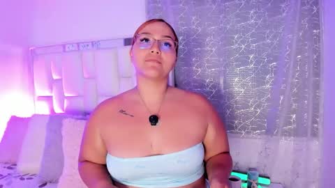 Leah  online show from February 24, 2026, 2:42 am