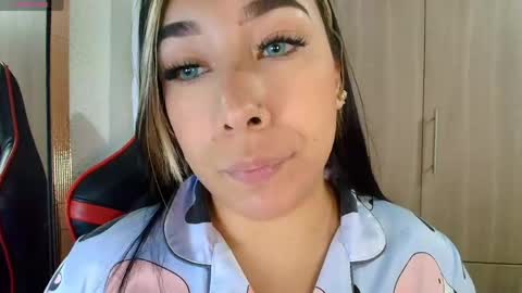 leah online show from April 14, 2026, 3:07 pm