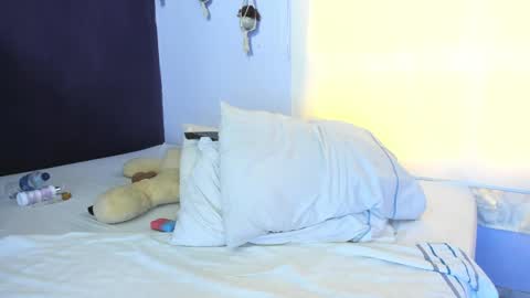 Hey Im Lea online show from April 14, 2026, 6:47 pm