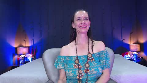 Snapshot of leanamature chatting on December 14, 2024, 8:51 pm Leana online show from December 14, 2024, 8:51 pm