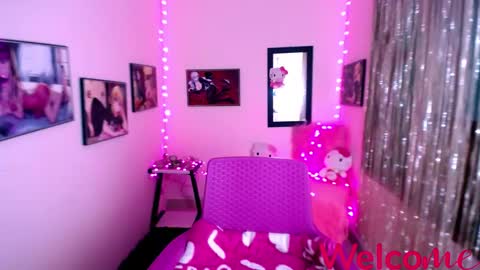 Snapshot of leandra_sex chatting on December 18, 2024, 4:06 pm Leandra online show from December 18, 2024, 4:06 pm